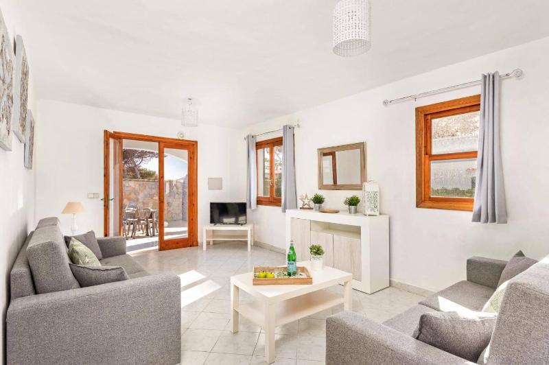 Villa Salord by Villa Plus - image 12
