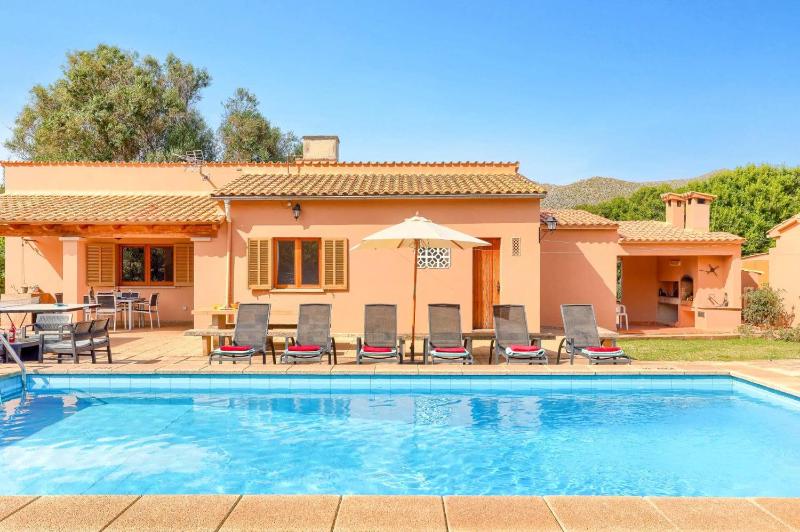 Villa Andreu by Villa Plus - image 17