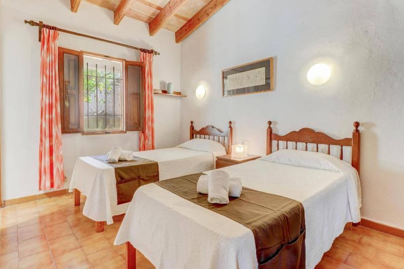Villa Trampsana by Villa Plus - image 5