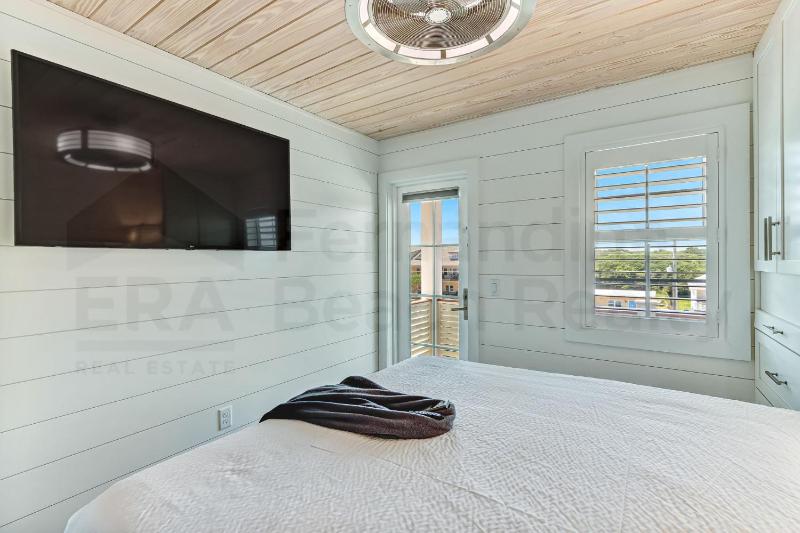 226 S Fletcher Ave 3rd Floor - image 37