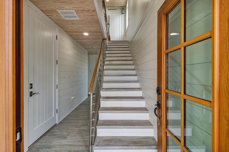 226 S Fletcher Ave - image 38