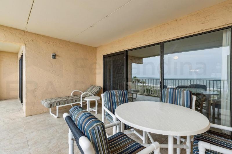 Ocean view from the master bedroom and living room with a spacious balcony - image 47
