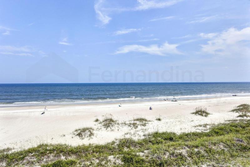 2 Bed/2 Bath 4th floor Oceanfront condo sleeps 6. Oceanfront deck and pool. - image 14