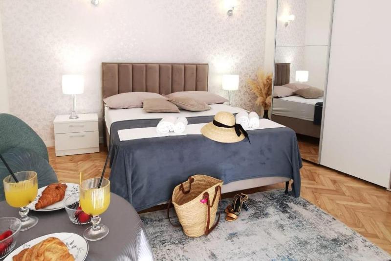 Apartments and rooms with parking space Makarska - 6767 - image 19