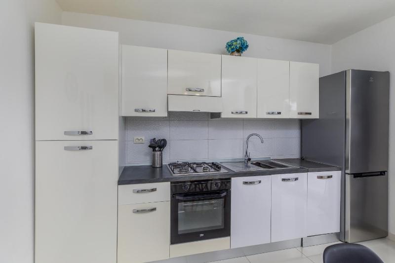 Apartments by the sea Brela Makarska - 2713 - image 36