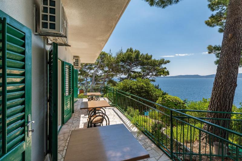 Apartments by the sea Brela Makarska - 2713 - image 25