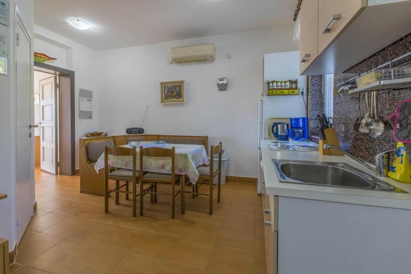 Apartments by the sea Selce Crikvenica - 4801 - image 12