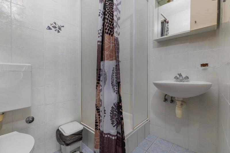Apartments and rooms by the sea Brela Makarska - 24416 - image 35