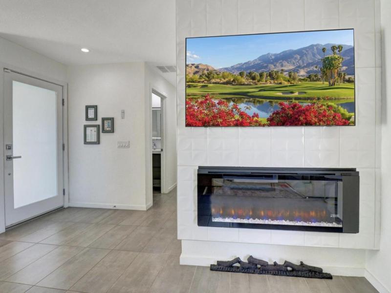 Dive into Desert Wonderland Pool Spa Fire Pit - image 25