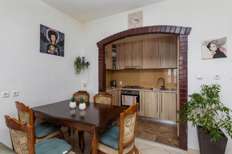 Apartments by the sea Brela Makarska - 24541 - image 36