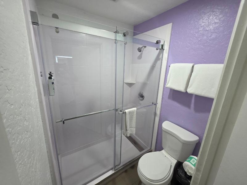 Deluxe Double Room image 2