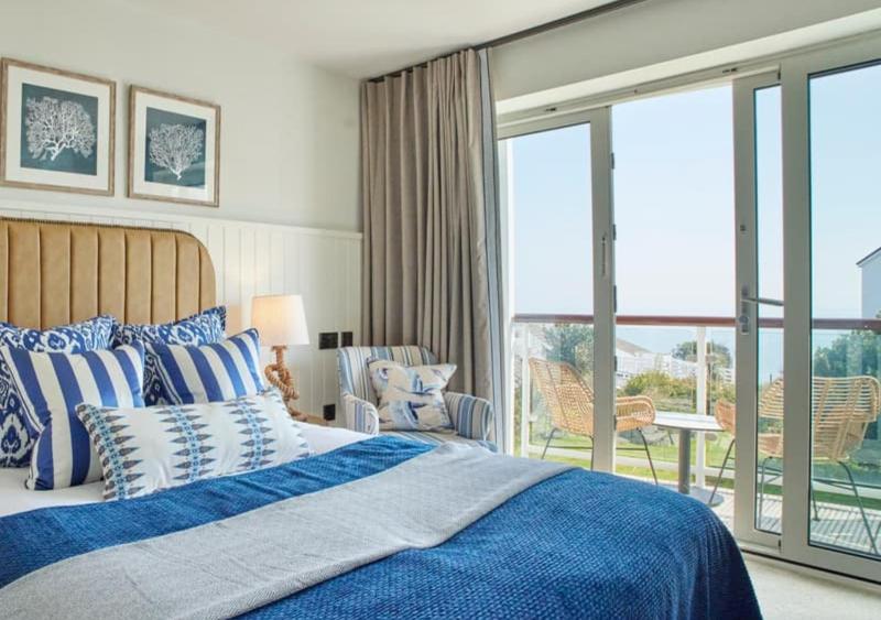 Cosy Double with Ocean Garden View image 1