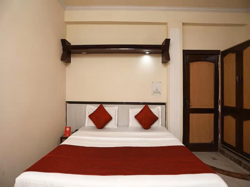 Hotel Prithvi Palace Near RDC & Santosh Hospital - image 16