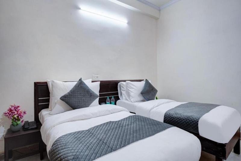 Hotel Prithvi Palace Near RDC & Santosh Hospital - image 19