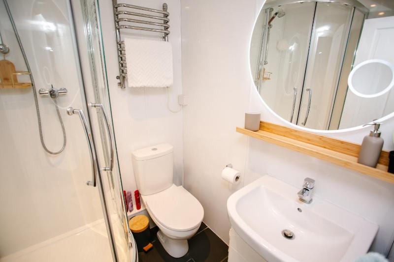 Cambray Apartment - image 24