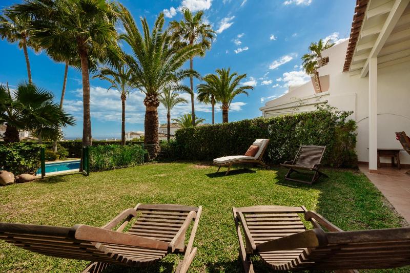 2 storey townhouse with large terrace garden BBQ and close to the beach in Elviria Marbella - image 34