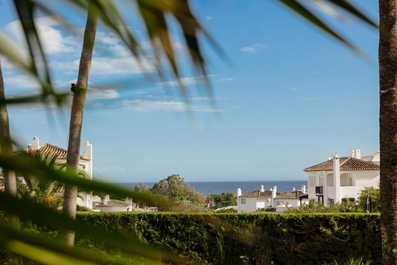 2 storey townhouse with large terrace garden BBQ and close to the beach in Elviria Marbella - image 12