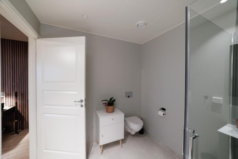 Deluxe Double Room with Sea View image 2