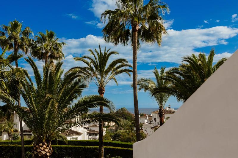 2 storey townhouse with large terrace garden BBQ and close to the beach in Elviria Marbella - image 11