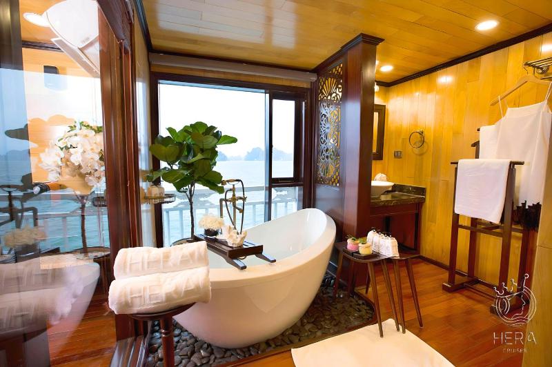 Hera Grand Luxury Cruise - image 8