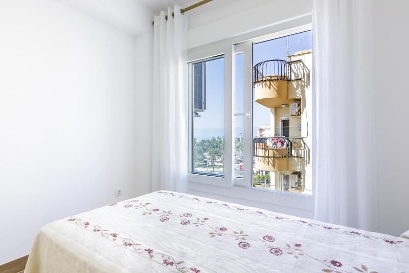 A&N Seafront Sea View Apartment with Terrace Torre del Mar - image 16