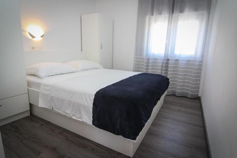 Apartments Biserka G - image 15