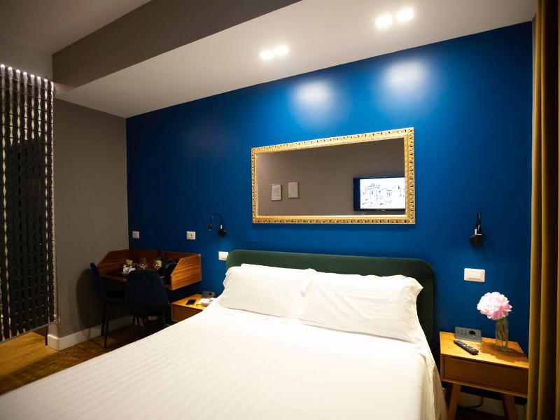 Superior Double Room image 2
