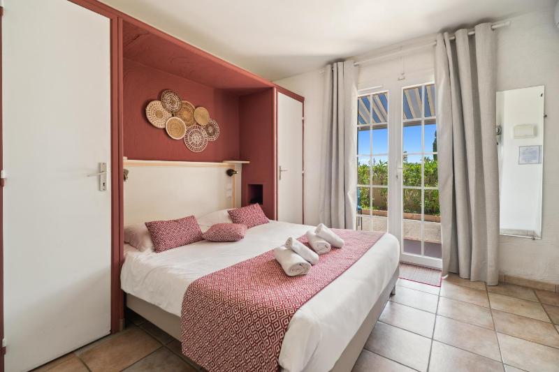 Comfort Double Room - Terrace Garden view image 1