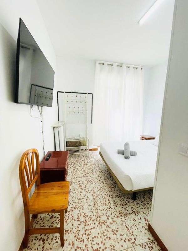 Double Room image 1