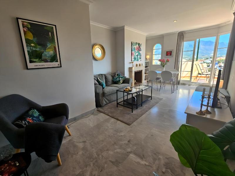 Aloha Banús Sea Views by Lica Homes - image 18