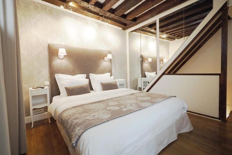 One-Bedroom Apartment image 1