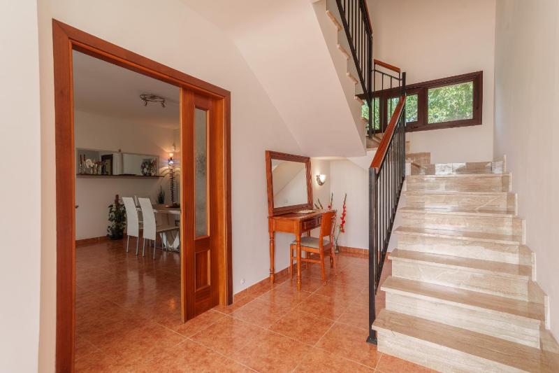 E431 Villa Cabrera by Mallorca Villa Selection - image 2