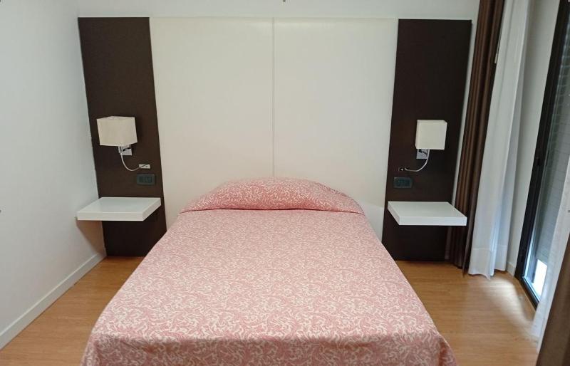 Tiby Hotel - image 24
