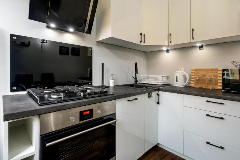 RentPlanet - Apartament Świdnicka - image 3