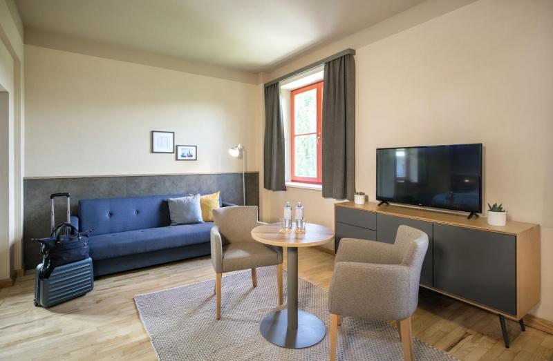 Suite image 4