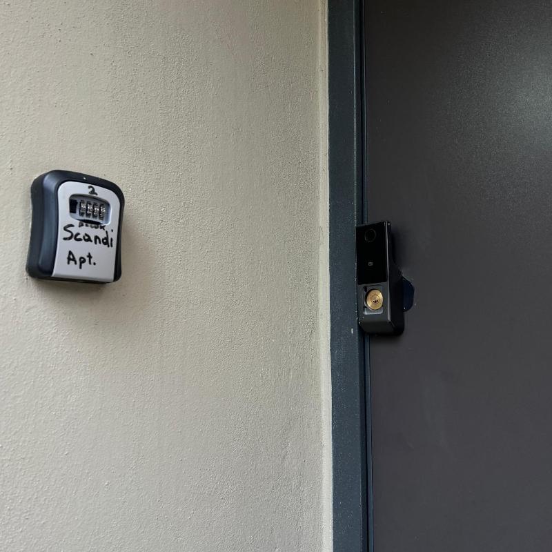 Bllok Scandi Apartments 2 Self -check-in Tirana - image 12
