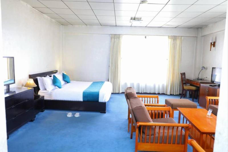 Platinum Hotel - image 12