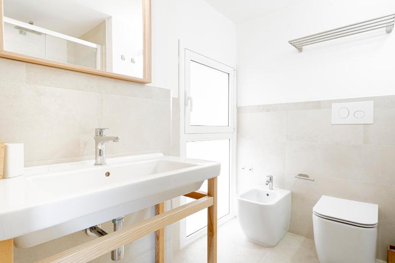 Eos Sea View Apartments - image 16