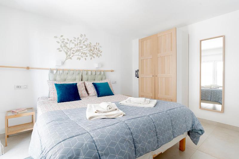 Eos Sea View Apartments - image 7