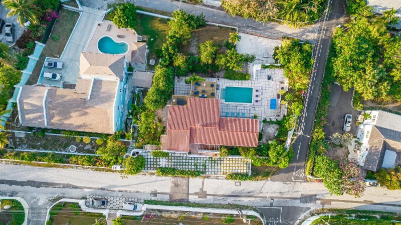 Azure Vista Villa - sea view - 7 min walk to beach - image 11
