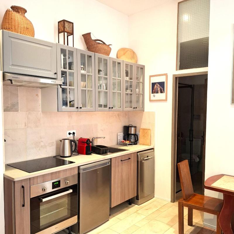 LA MAISON VERTE SETE - image 40