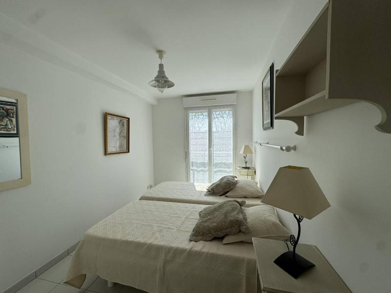 Appartement climatisé en centre-ville de Cavalaire-sur-Mer - FR-1-100-356 - image 18