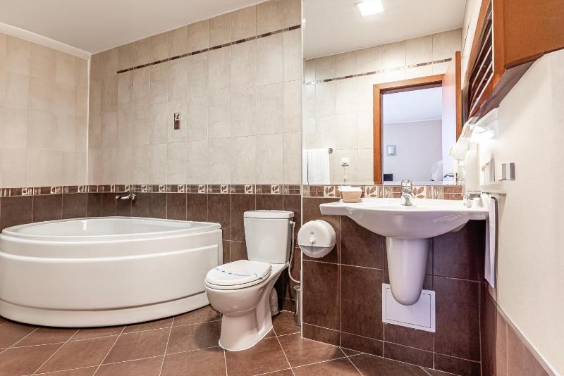 Junior Suite image 2