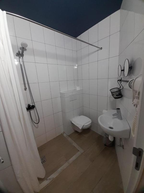 Triple Room image 4