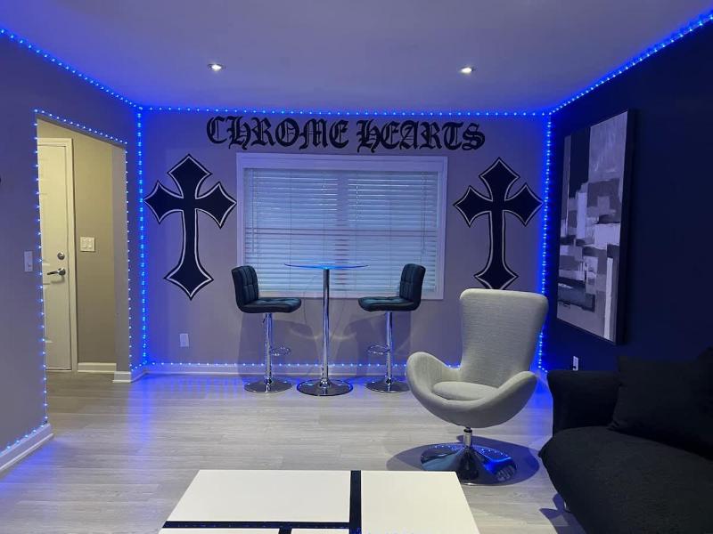 Modern Chrome Heart Haven - Fireplace Bed - image 23
