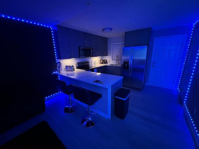 Modern Chrome Heart Haven - Fireplace Bed - image 10