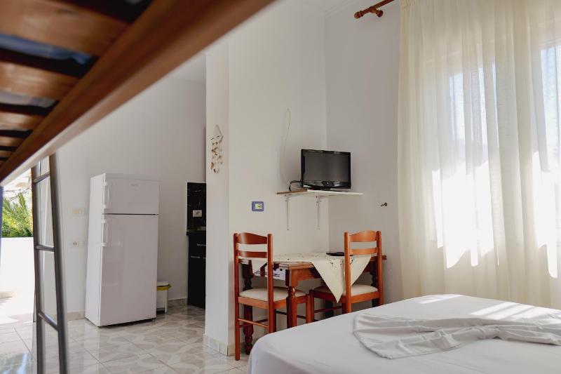 Apartments Gentian Oruci - image 9