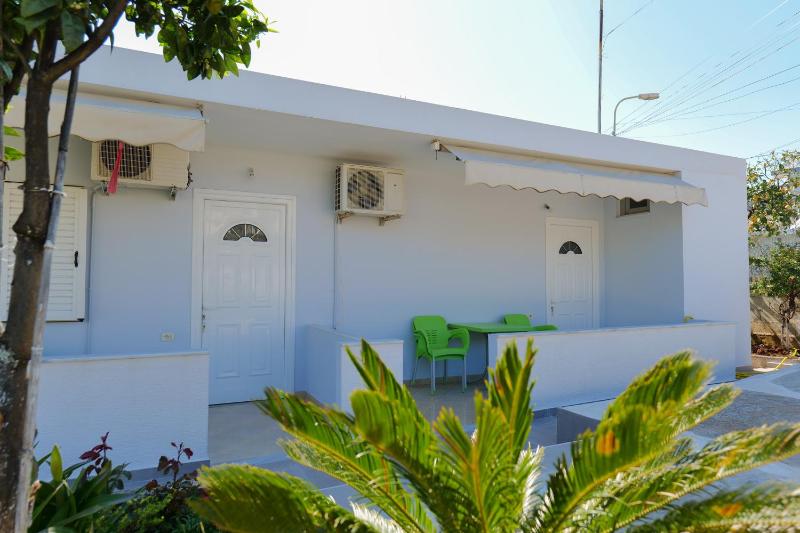 Apartments Gentian Oruci - image 14