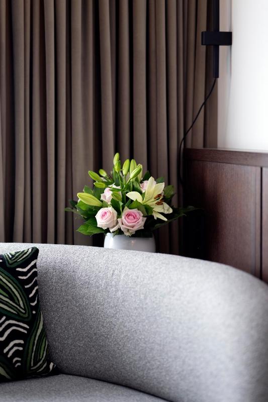 Deluxe Twin Room with Garden View image 4