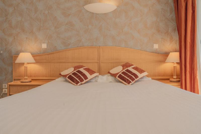 Standard Double Room with Terrace image 1